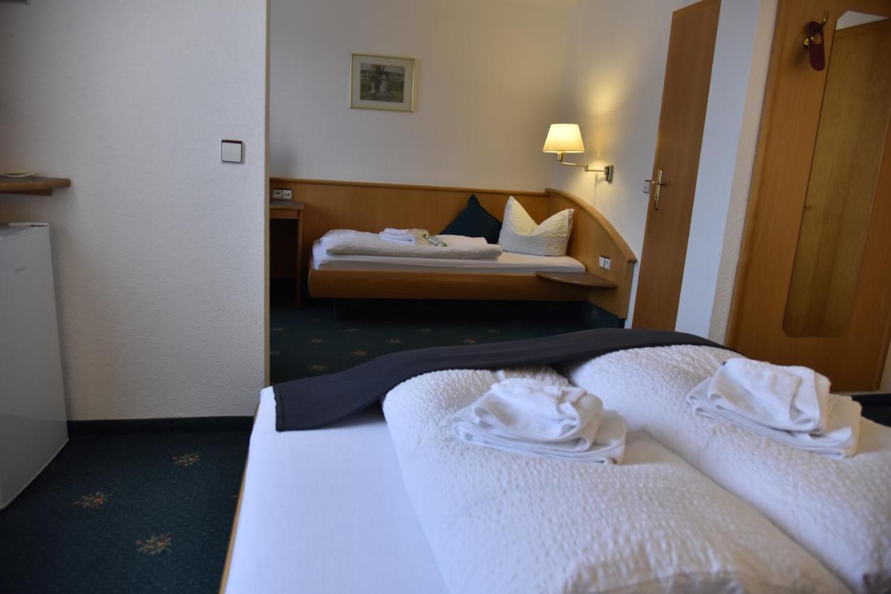 Pension Brenz Hotel Sontheim an der Brenz ภายนอก รูปภาพ